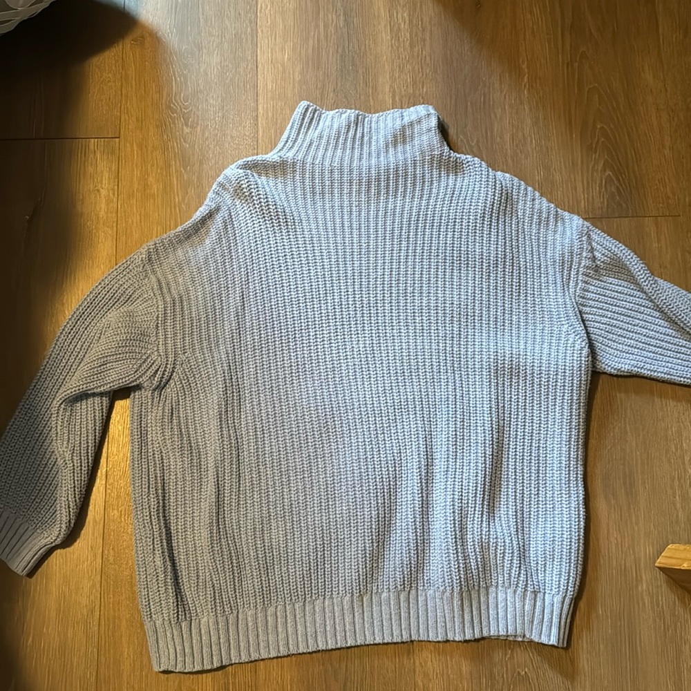 American eagle sweater
